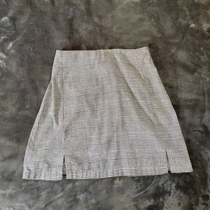 Brandy Melville black and white skirt OS